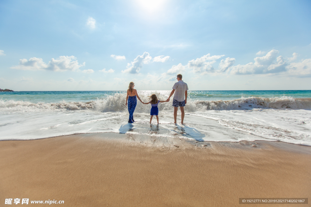 父子 一家人 海滩