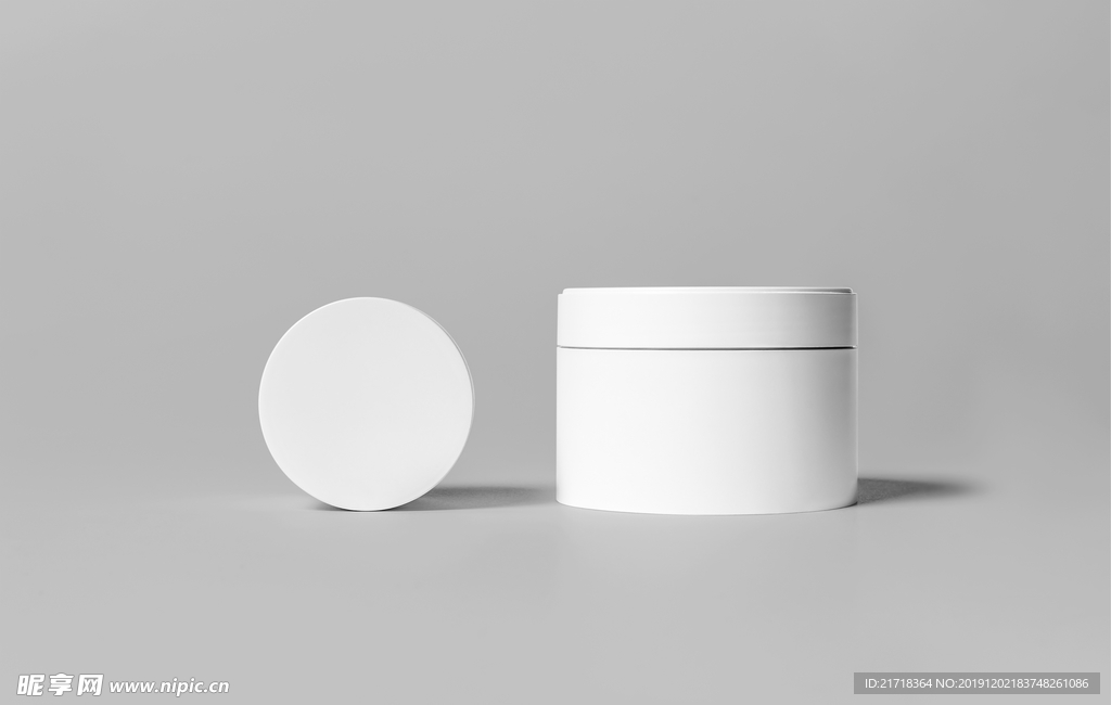 化妆洗浴用品贴图样机