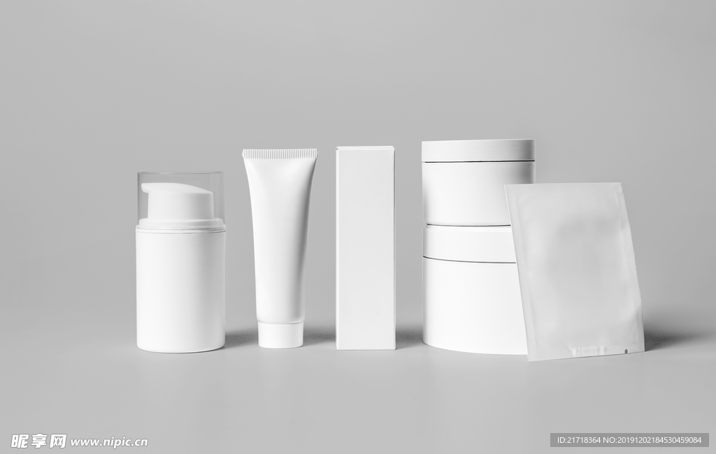 化妆洗浴用品贴图样机