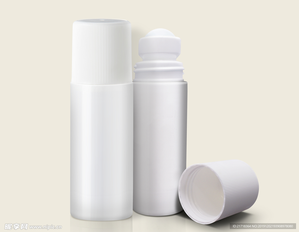 化妆洗浴用品贴图样机