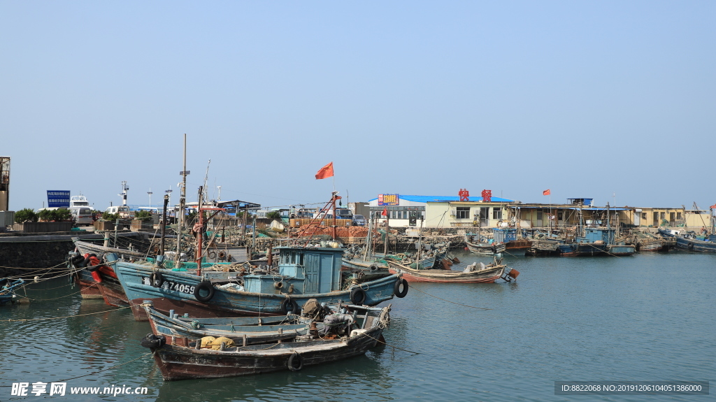 灵山岛码头风光