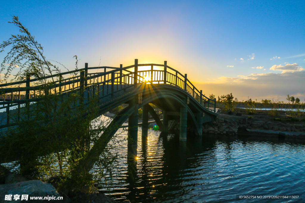 金塔县城西生态湖