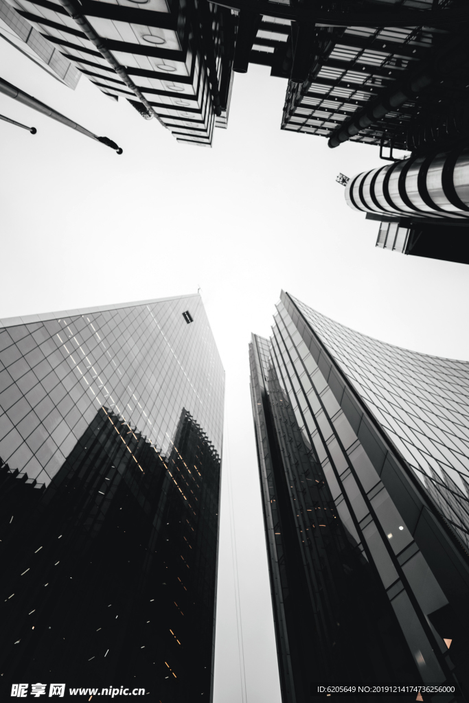 城市高楼大厦仰视