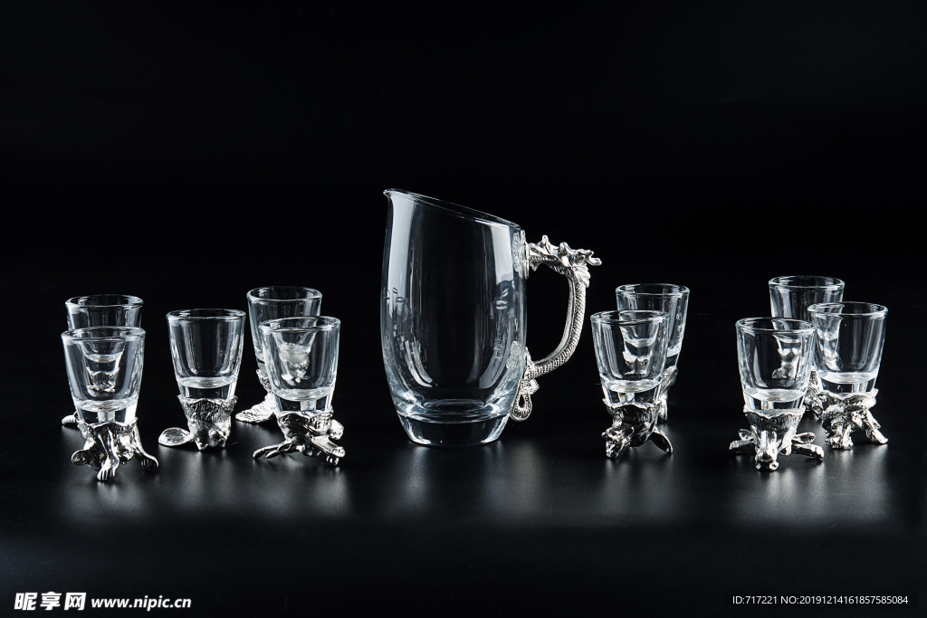 酒杯 杯子 玻璃瓶 生肖 铜器