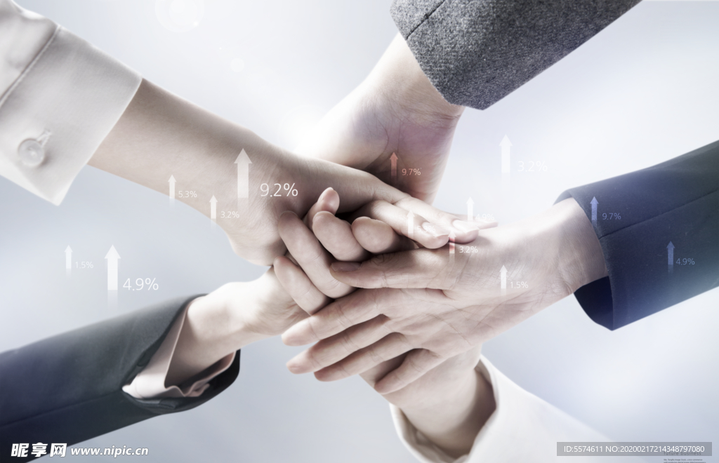 商务团队握手