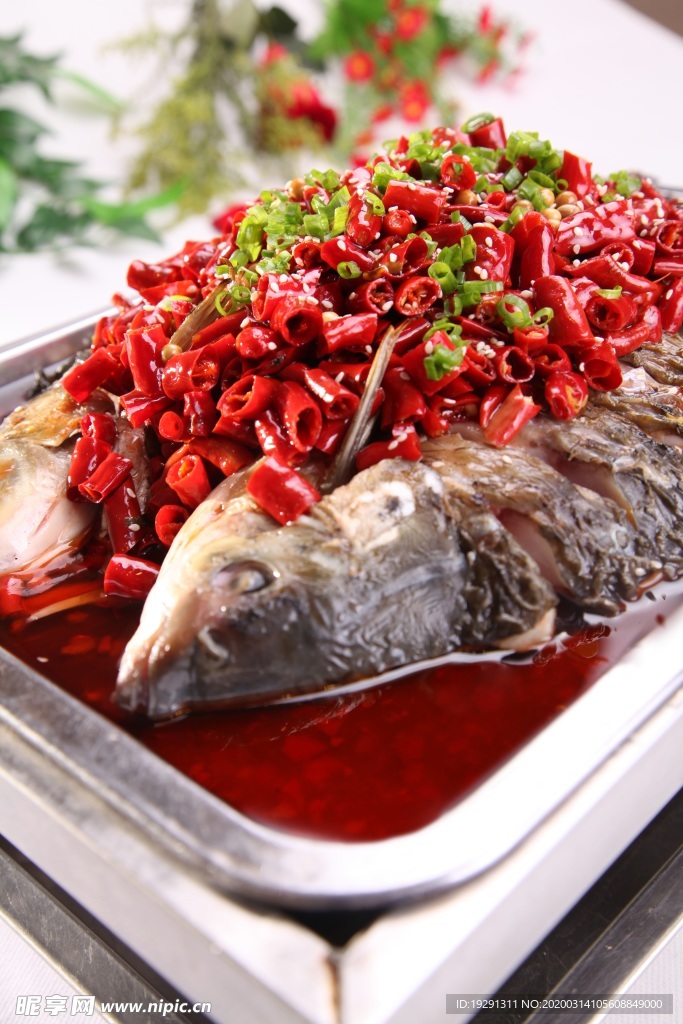 盘烤鱼