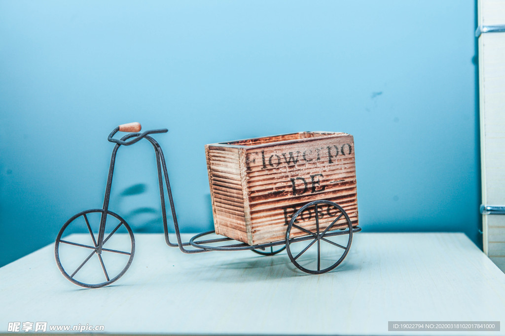 三轮车模型摆件