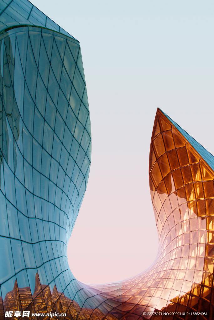 商务大楼外墙之光