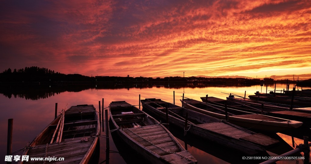 彩霞日出夕阳火烧云