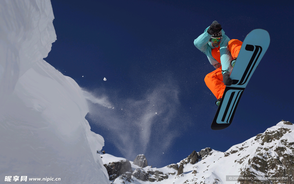 滑雪运动滑雪板图片