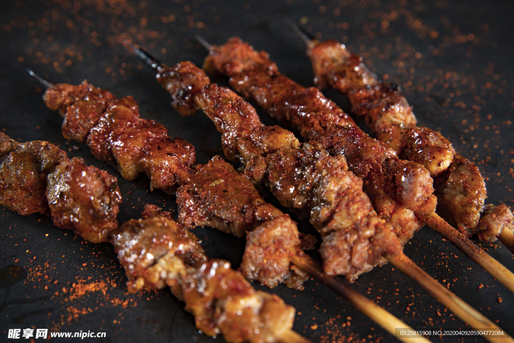 烤肉撸串烤串烧烤图片