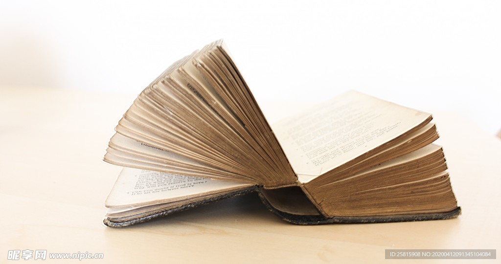 阅读看书生活图片