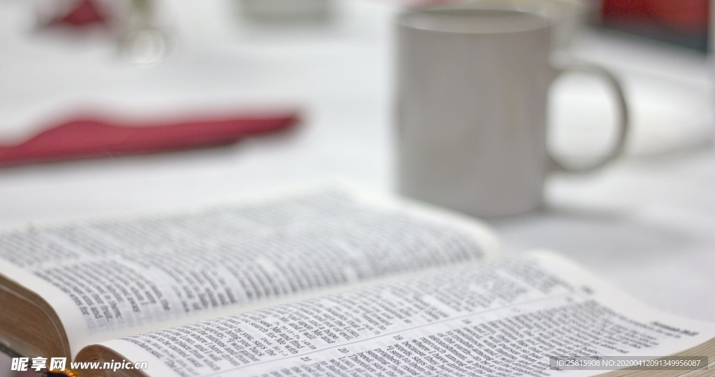 阅读看书生活图片