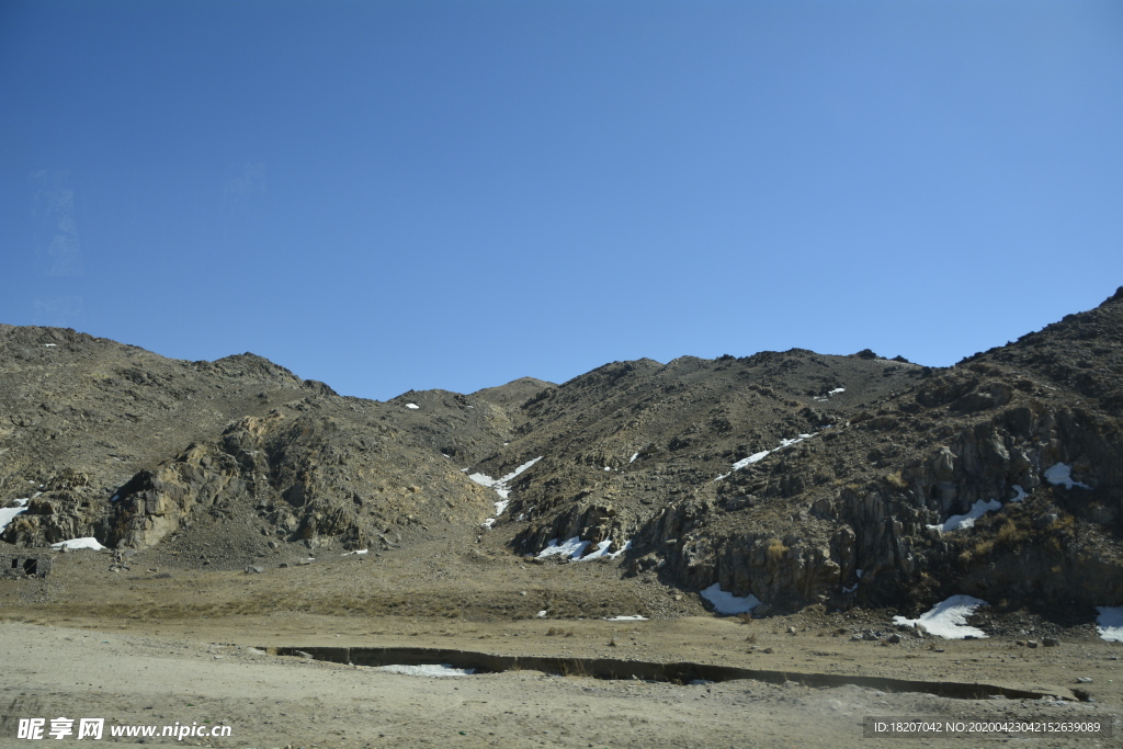 山 高山丘壑 草山 装饰画 玄