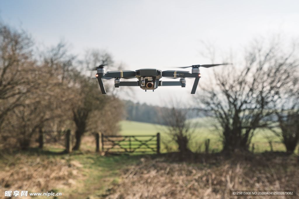 无人机直升飞机图片