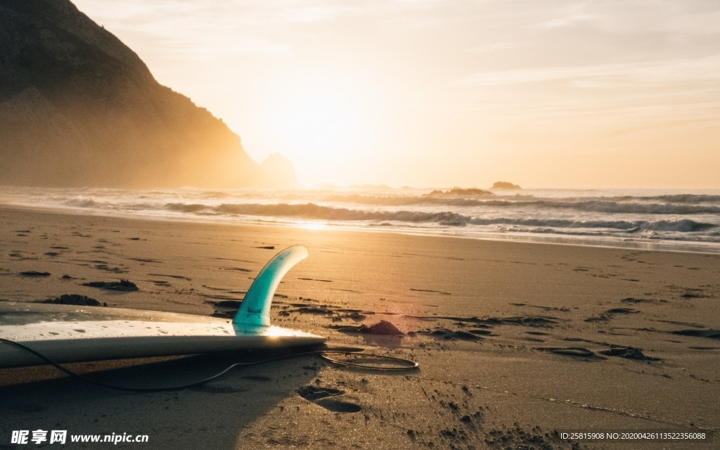 沙滩海岸唯美图片