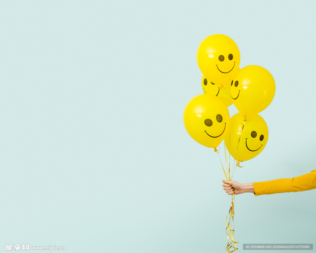 黄色笑脸气球