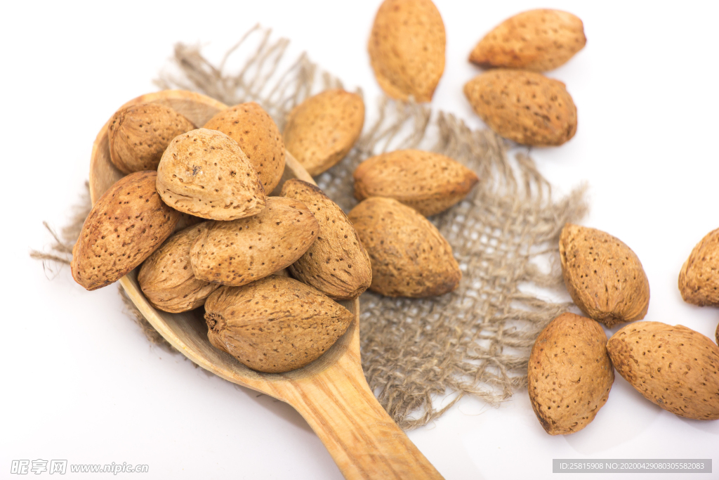 杏仁果仁干果图片