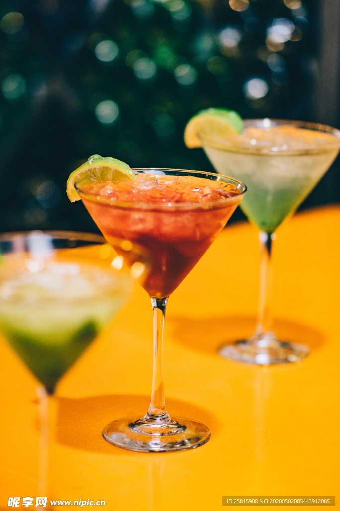鸡尾酒果汁饮品图片