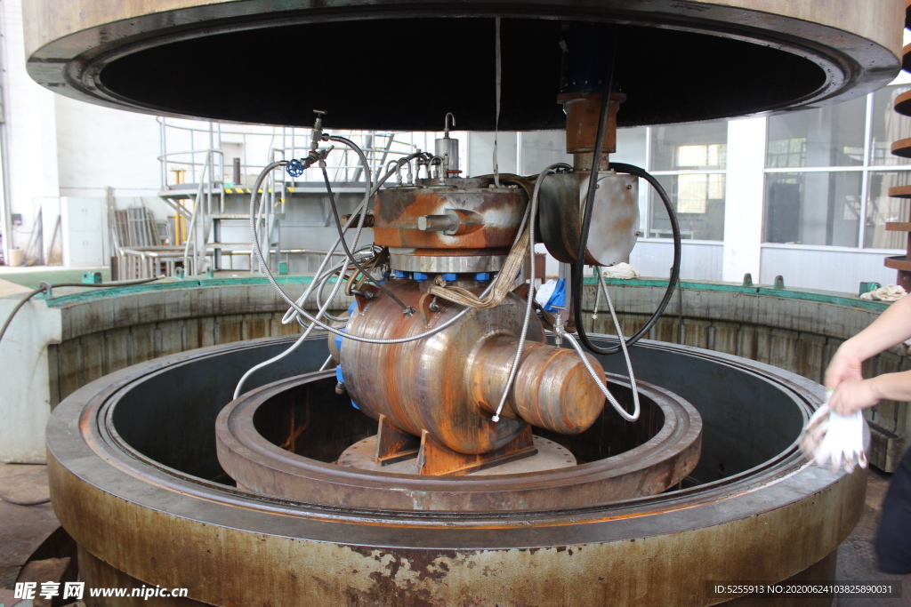 水下阀高压舱测试