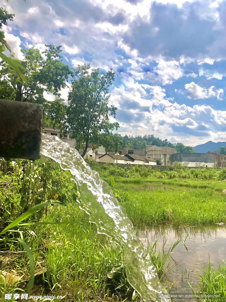 管流水  绿水 蓝天