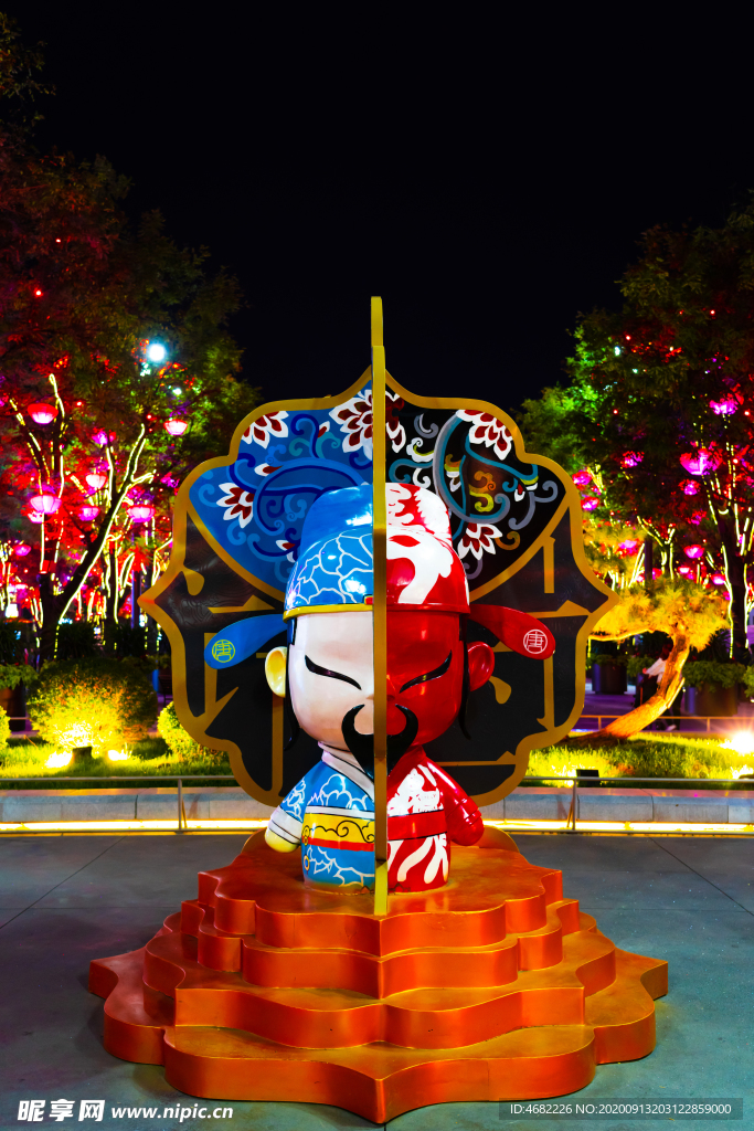 西安大唐不夜城双面小皇帝