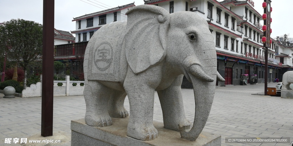 大象石雕