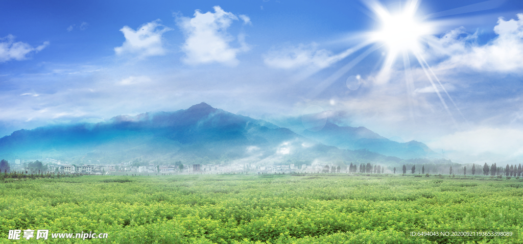 蓝天白云光芒万丈