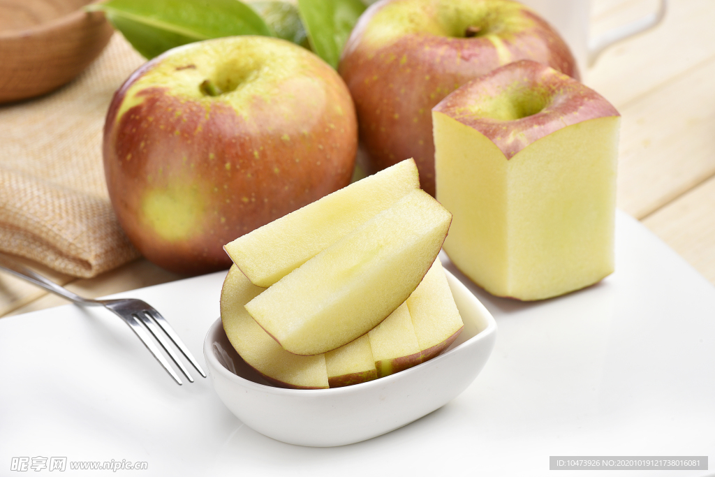 新鲜苹果摄影图片