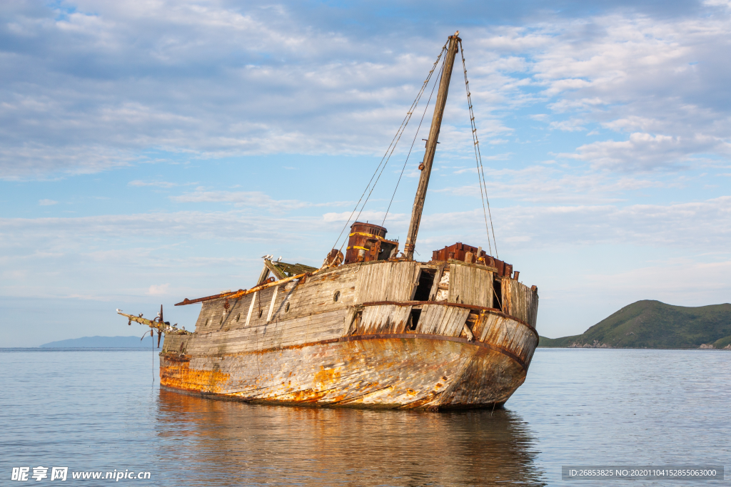 破烂的沉船