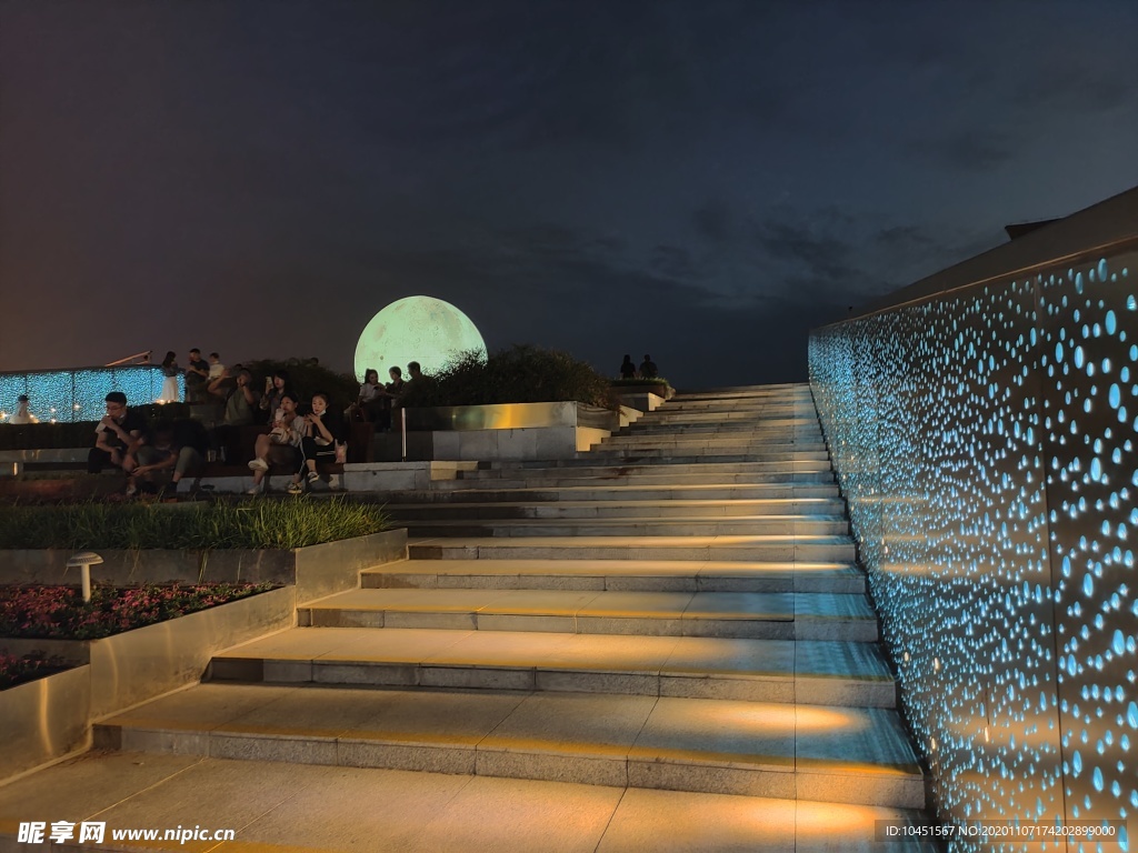 西安大悦城夜景