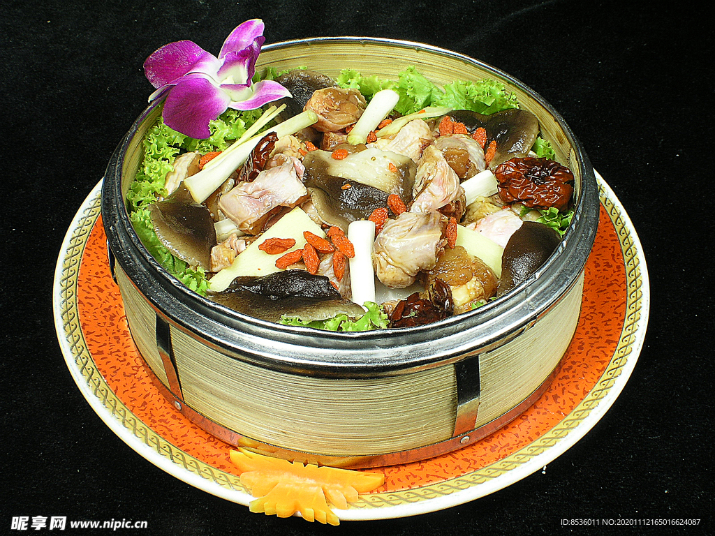 家常菜北菇蒸滑鸡