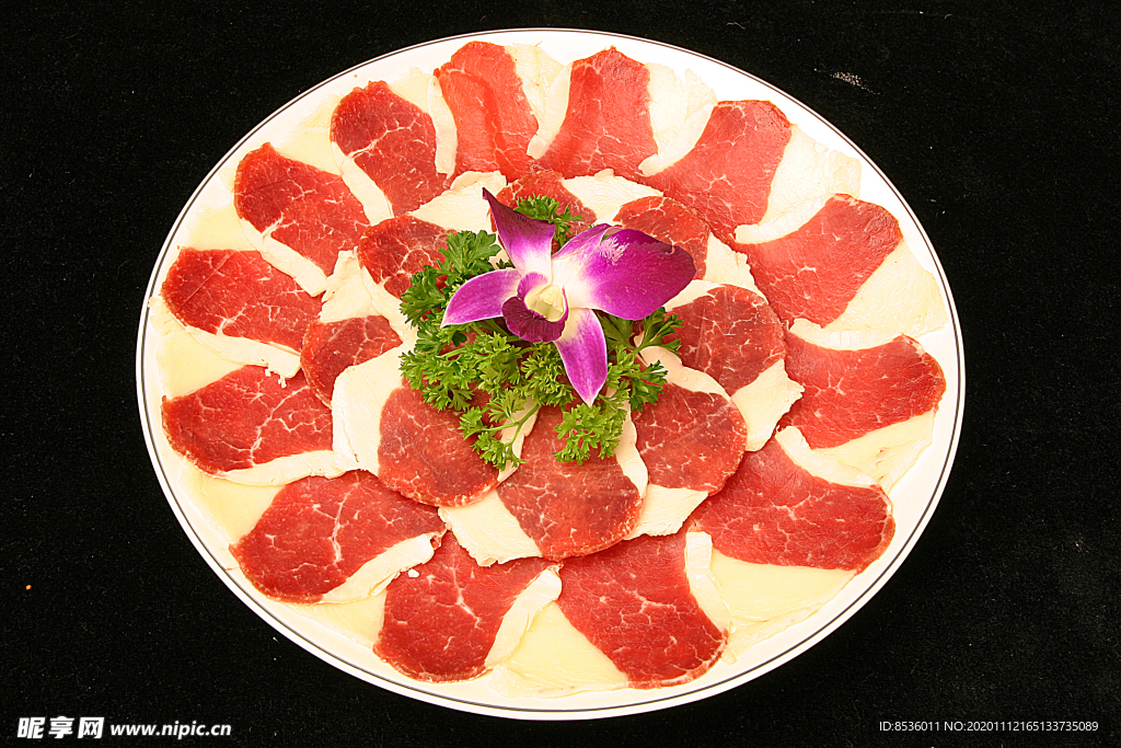 家常菜烤胸叉肉