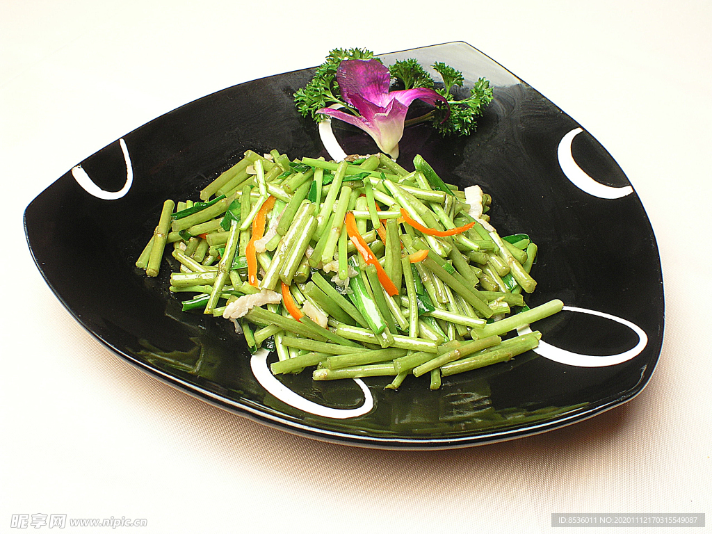 家常菜黎蒿炒腊肉