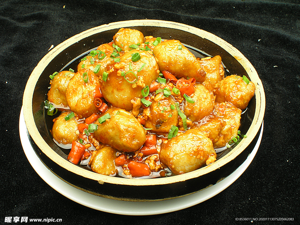 家常菜妈妈巧烧芋