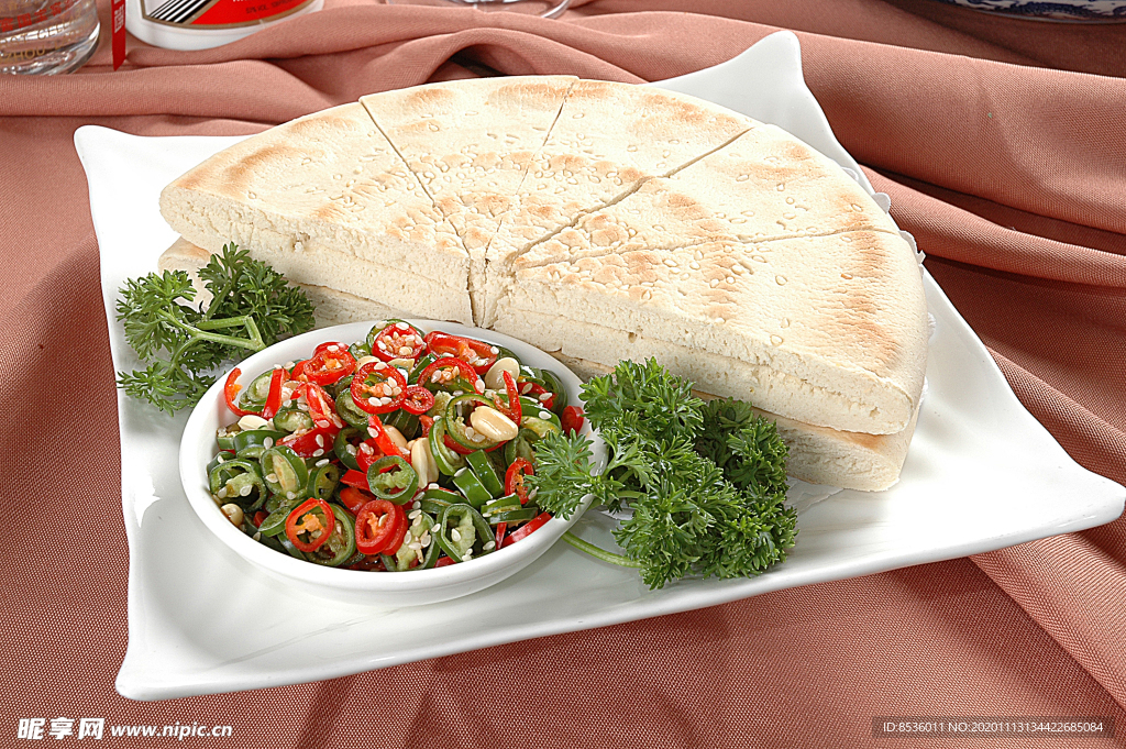 豫菜锅盔夹辣子