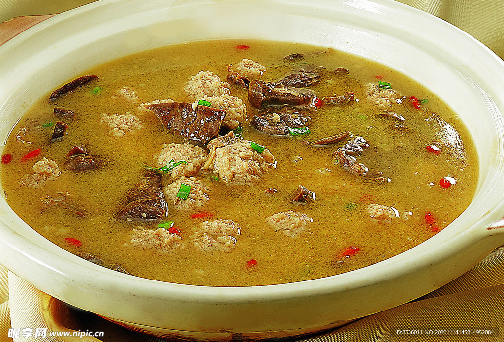 豫菜心肺肉丸汤