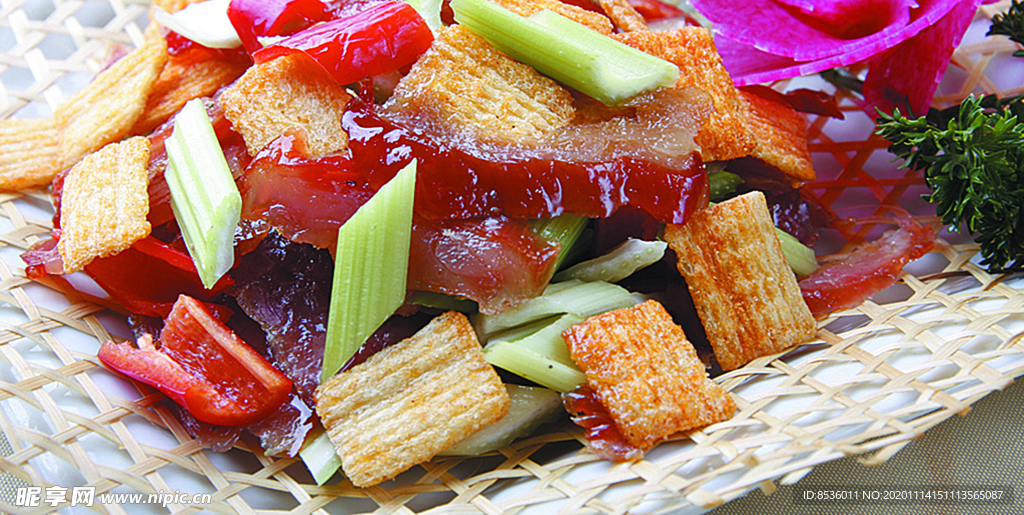 豫菜一口酥炒腊鸡