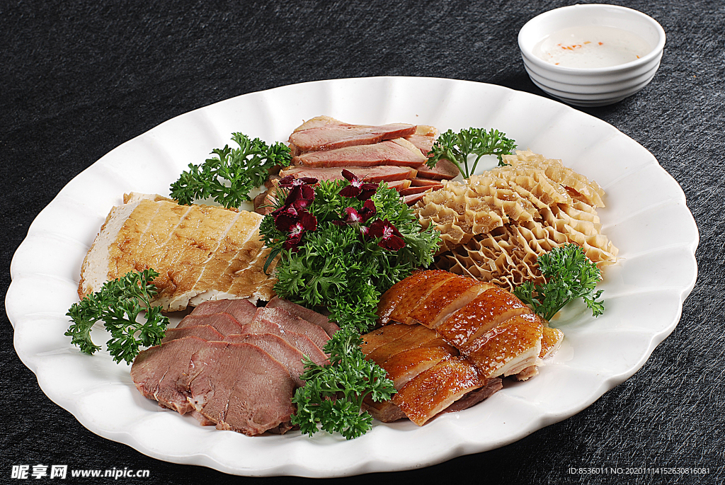 豫菜粤式烧卤拼