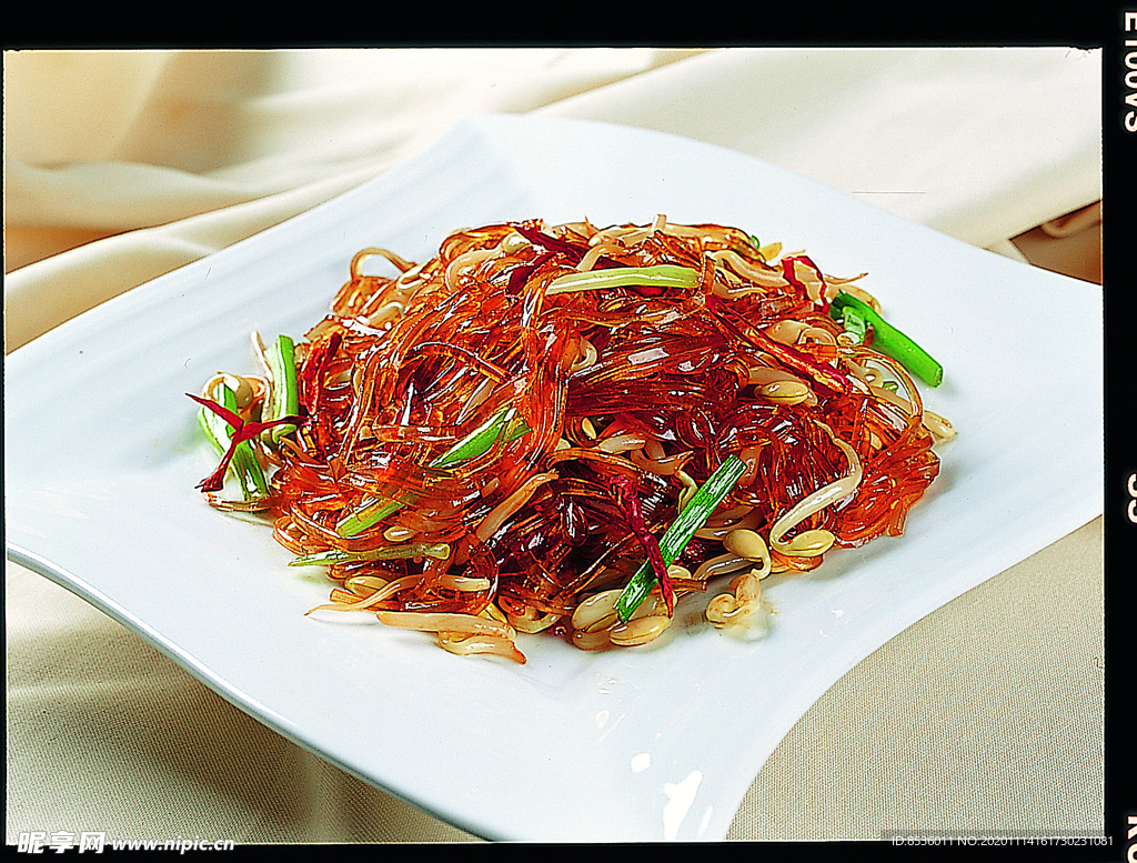 川菜湘菜大豆芽炒粉条