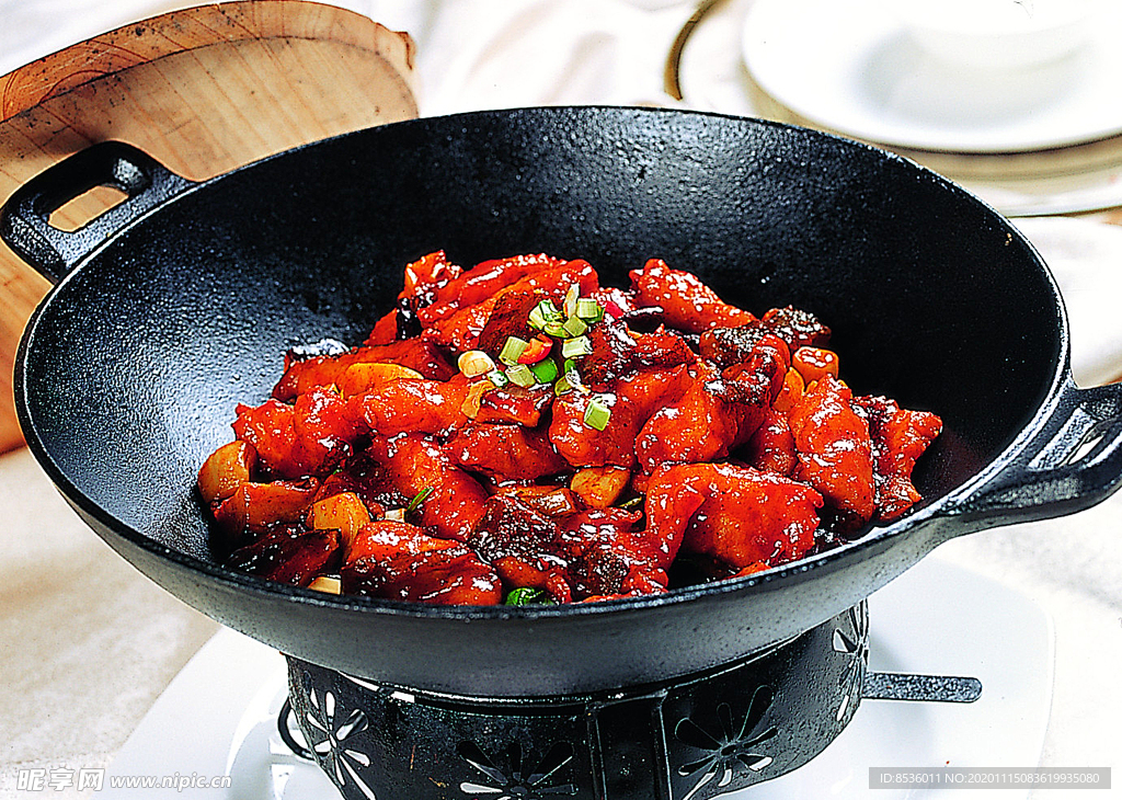 鄂菜干烧汉江鱼