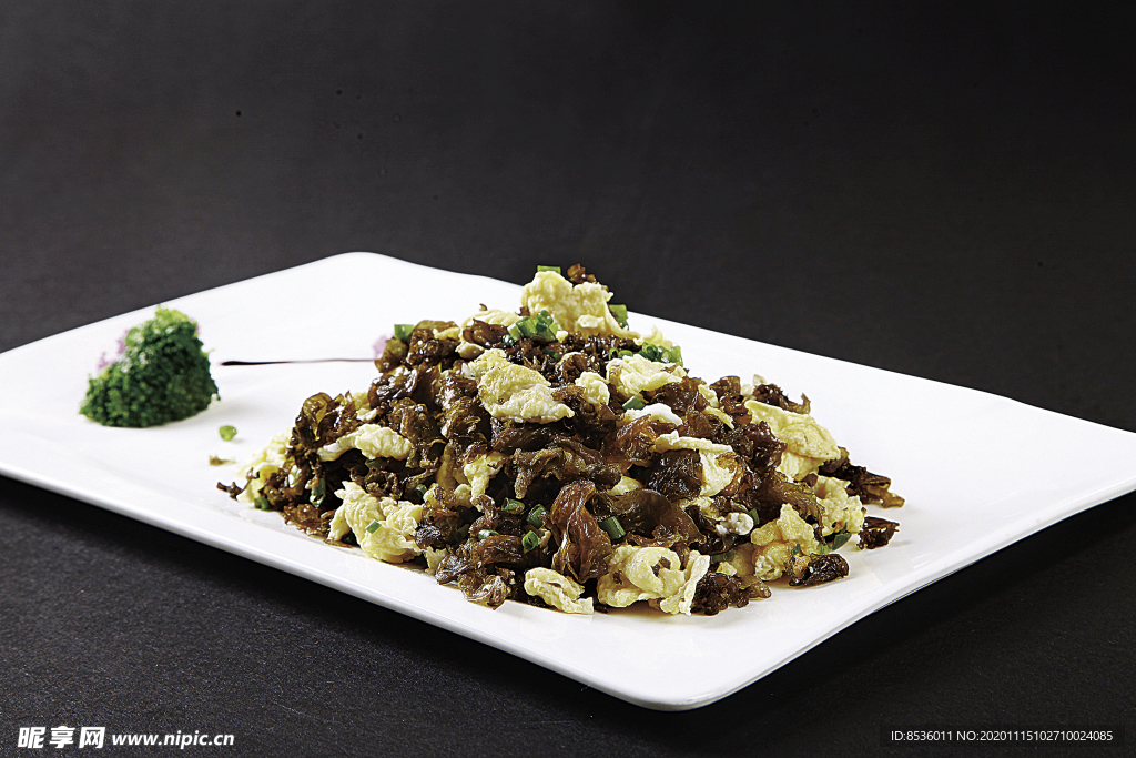 徽菜地皮菜炒鸡蛋