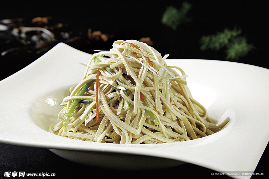 徽菜凉拌豆腐皮