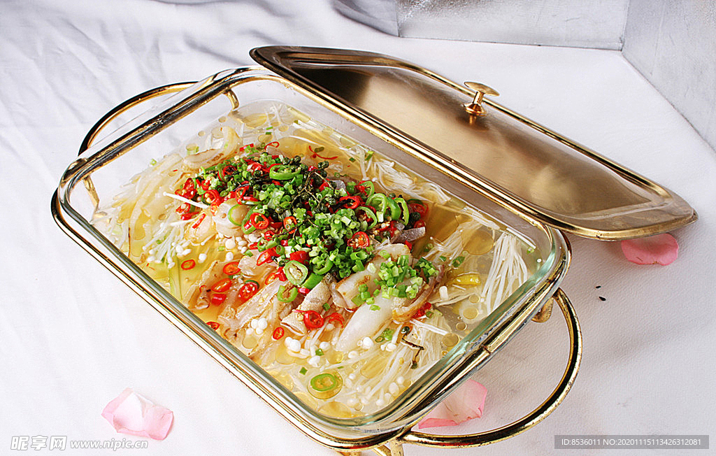 鲁菜山东菜酸汤梅花参