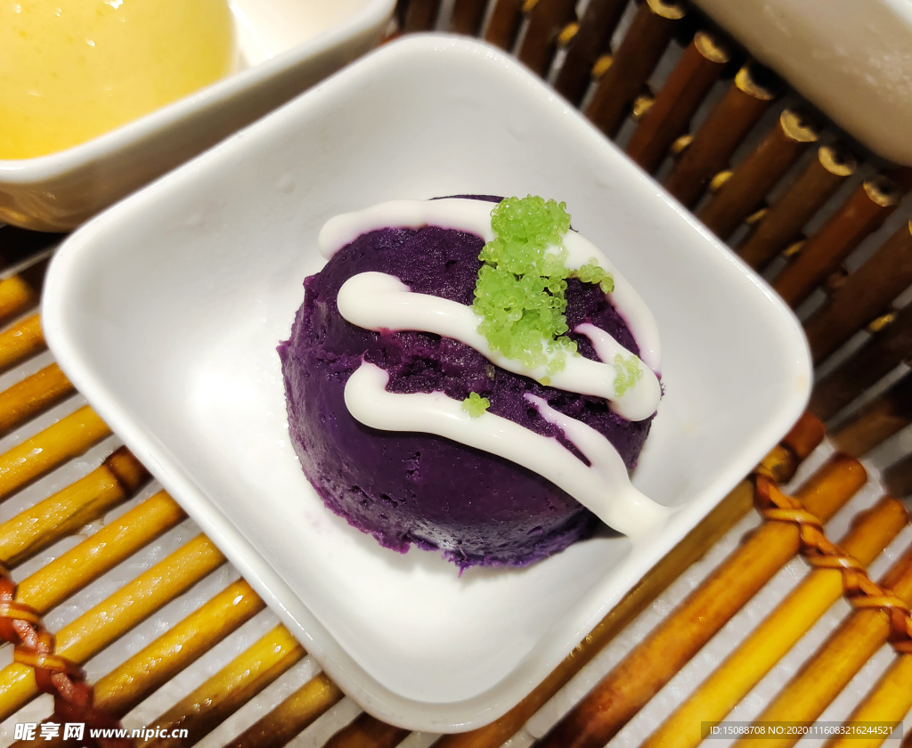 寿司 冰淇淋 鱼子酱 美食