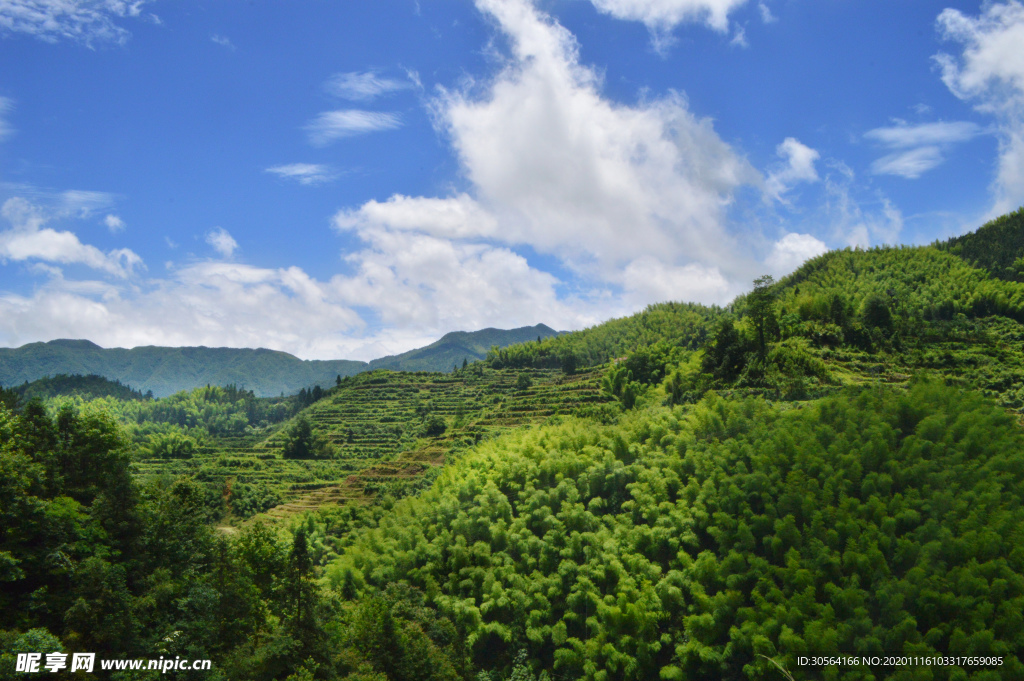 山峰户外旅游背景海报素材