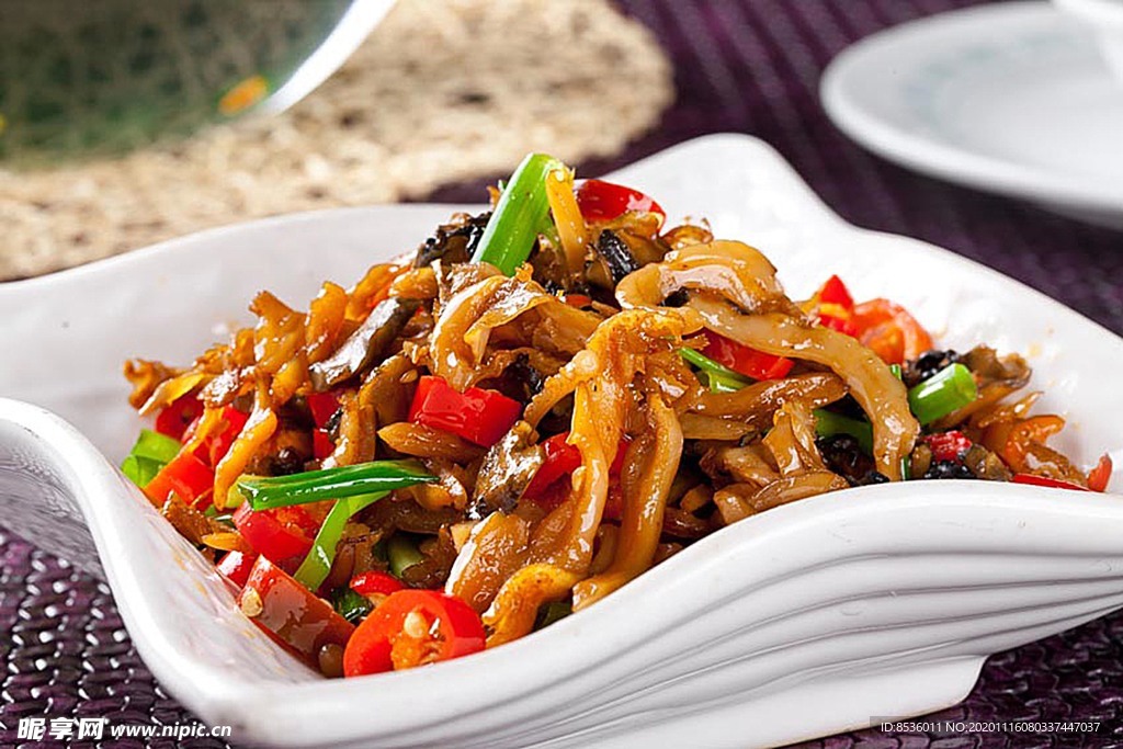 南北热菜韭香河三鲜