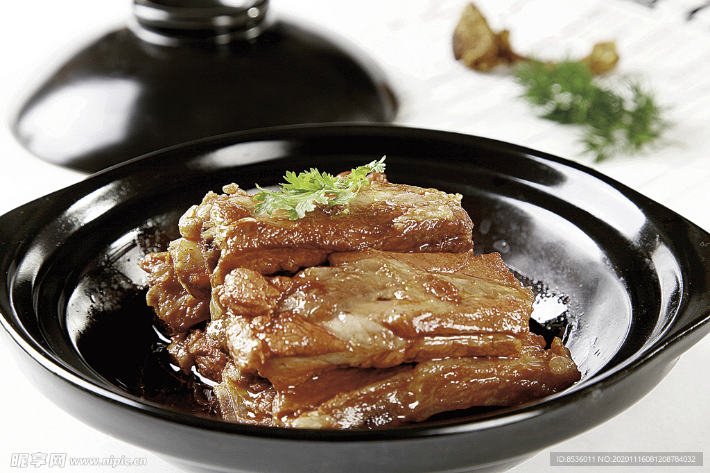 南北热菜啤酒排骨