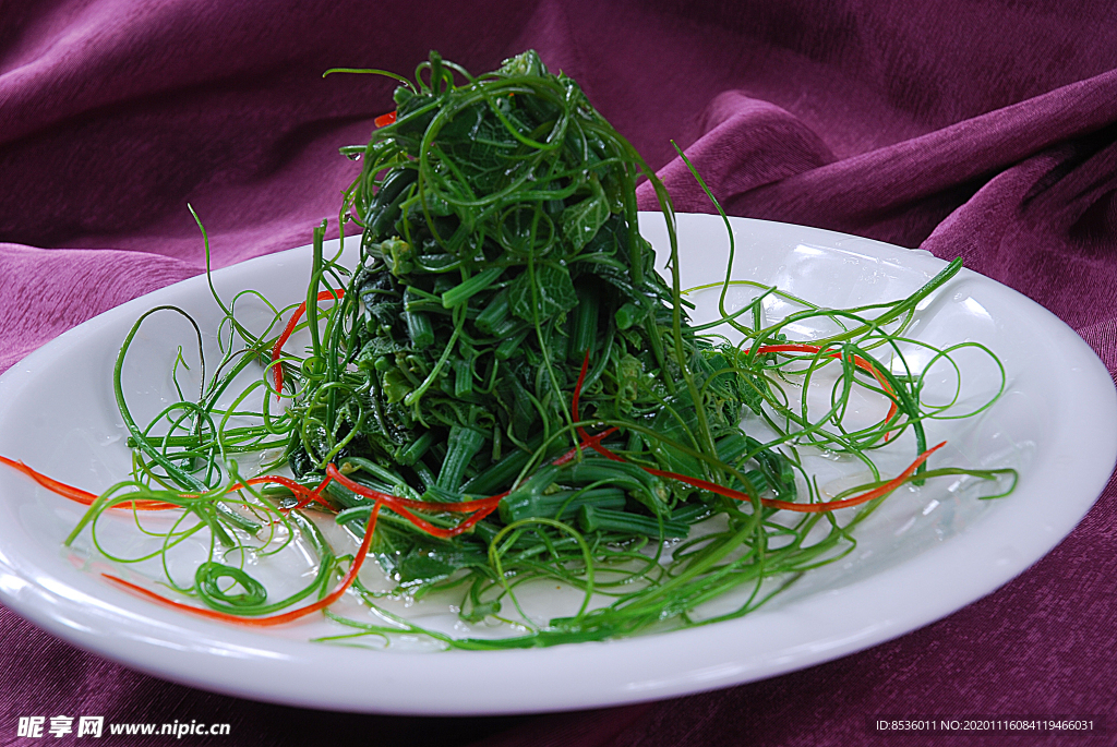 淮扬菜碧波龙须菜