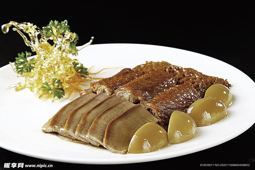 淮扬菜潮汕卤水拼盘